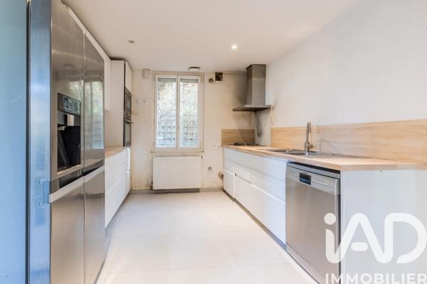 Maison à vendre 4 pièces 144 m² Paray-Vieille-Poste