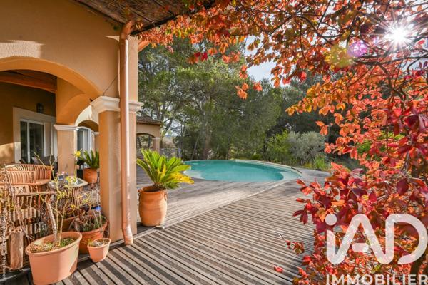 Maison à vendre 7 pièces 210 m² Saint-Zacharie