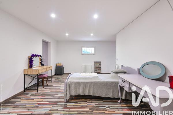 Maison à vendre 7 pièces 210 m² Saint-Zacharie