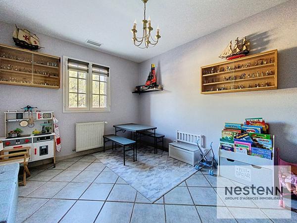 A vendre maison 5 pièces de plain pied de 125 m² avec garage et piscine sur terrain de 560 m² à Castelnau Le Lez