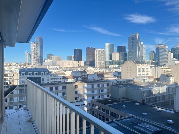 Puteaux : Résidence Bellerive , Appartement de 2 pièces de 46.66 m² avec Balcon ,cave