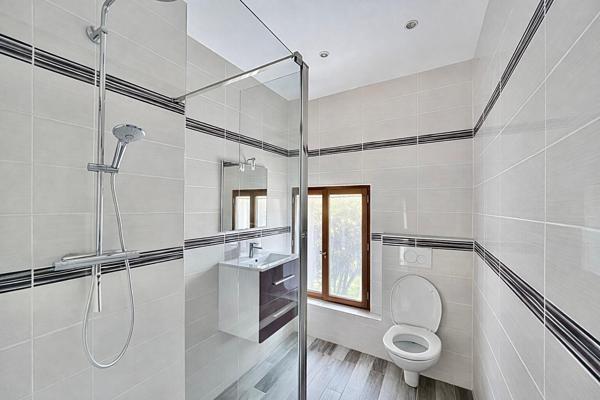 MAISON GRAND VOLUME 4 CHAMBRES GARAGE