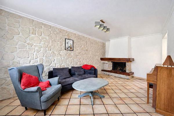 MAISON GRAND VOLUME 4 CHAMBRES GARAGE