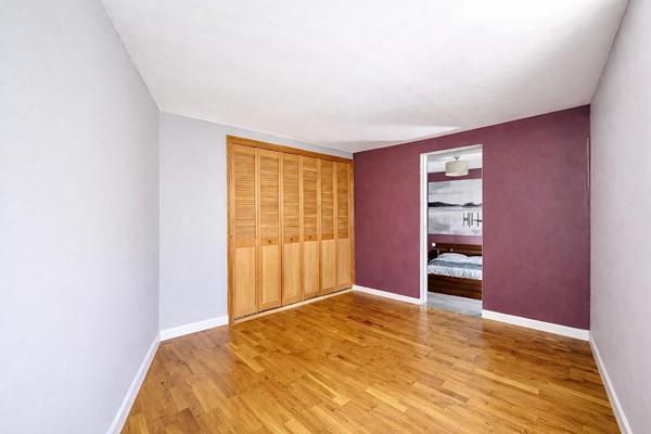 MAISON GRAND VOLUME 4 CHAMBRES GARAGE