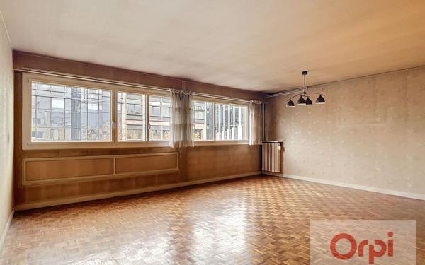 Appartement à vendre    3 pièces • 82,73 m2 Issy-les-Moulineaux