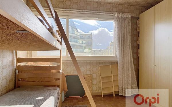 Appartement à vendre    3 pièces • 82,73 m2 Issy-les-Moulineaux