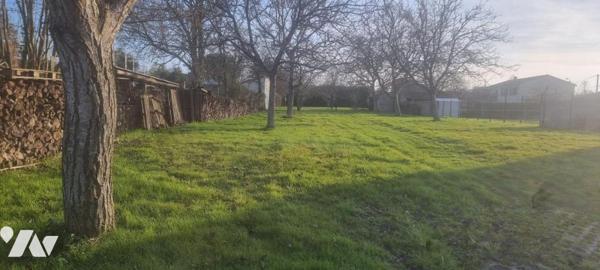 EPANNES, belle parcelle constructible de 1612 m²