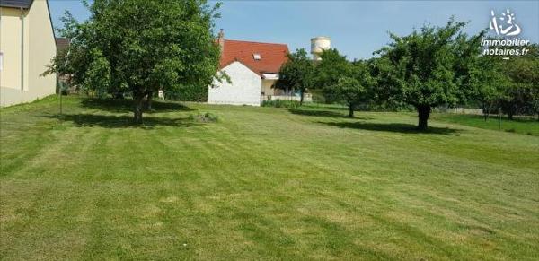 A VENDRE A SAINT MARTIN D'ABLOIS - TERRAIN A BATIR