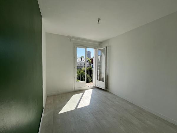 Appartement à louer 1 299 € CC Tours 5 p 99 m² DPE E