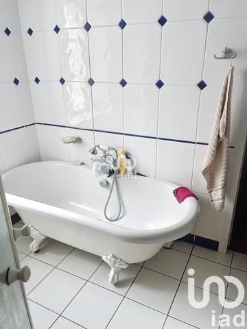 Maison 7 pièces de 140 m² à Saint-Florent-sur-Cher (18400)