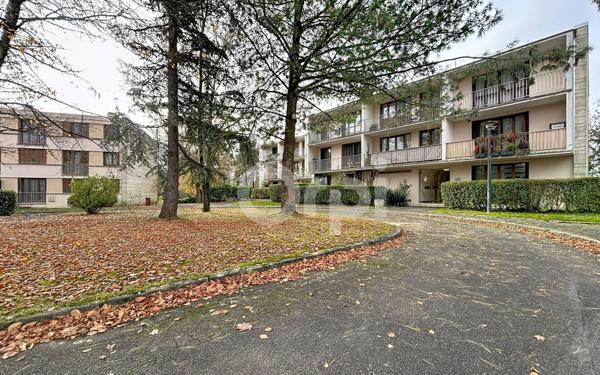 Appartement à vendre    3 pièces • 79,70 m2 Chantilly