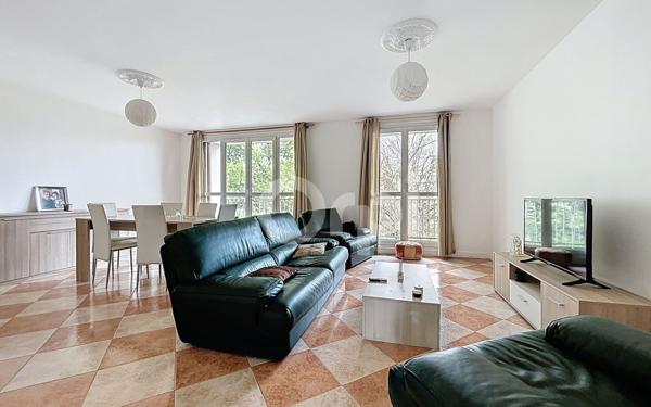 Appartement à vendre    3 pièces • 79,70 m2 Chantilly