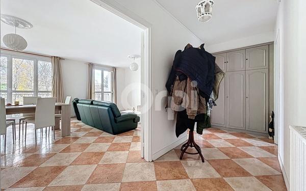 Appartement à vendre    3 pièces • 79,70 m2 Chantilly