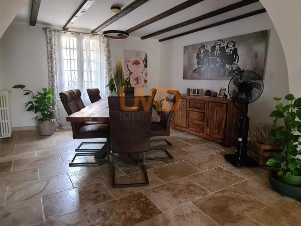 L’espace, le confort et le potentiel réunis en centre-ville.