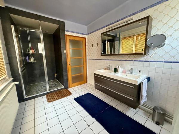 Lambersart 649000€