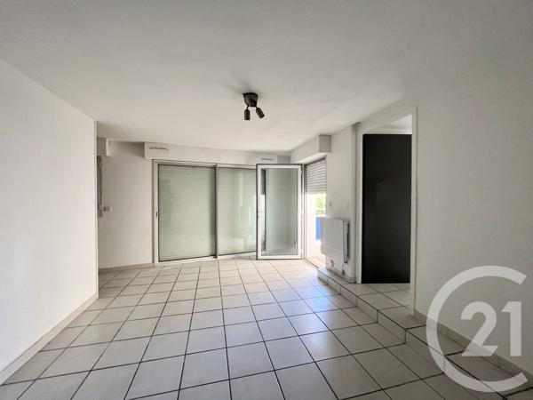 Appartement T2 à vendre  2 pièces - 36,05 m 2   ST PIERRE D OLERON  - 17