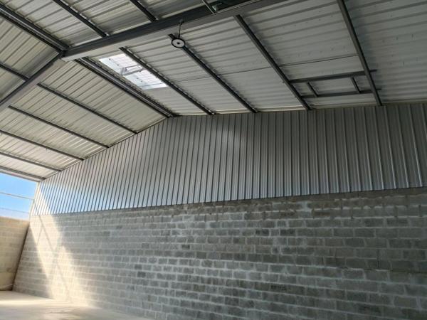 Location / Local Industriel / Bâtiment