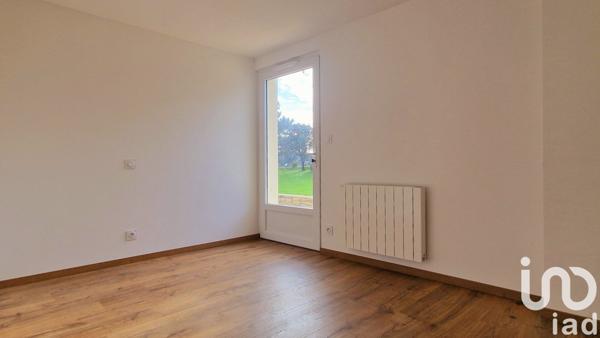 Appartement 4 pièces de 78 m² à Arzon (56640)