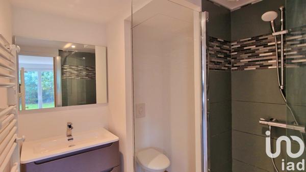 Appartement 4 pièces de 78 m² à Arzon (56640)