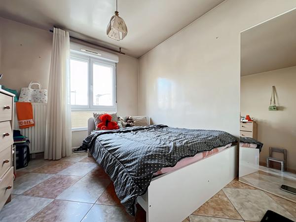 Achat appartement Stains - 4 pièce(s) - 74 m² - 202 000 €