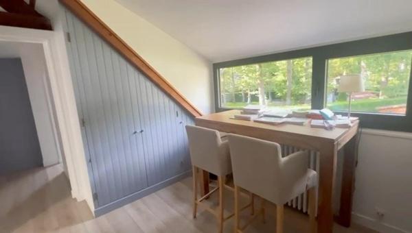 Maison d'exception dans le domaine du Lys