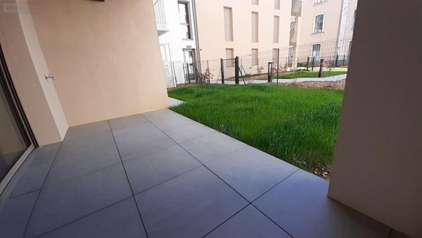 Appartement à louer à Vitré en Ille-et-Vilaine (35500), ref : 35131-237   
Centre ville