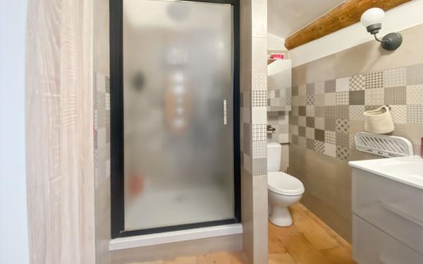 Maison à vendre    5 pièces •  Marseillan