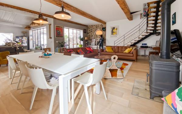 Maison à vendre    5 pièces •  Marseillan