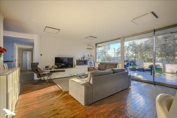 Maison à vendre |  Ambarès-et-Lagrave |  5 pièces | 133 m²