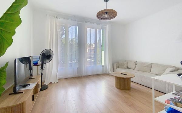 Appartement à vendre    3 pièces • 55 m2 Avignon