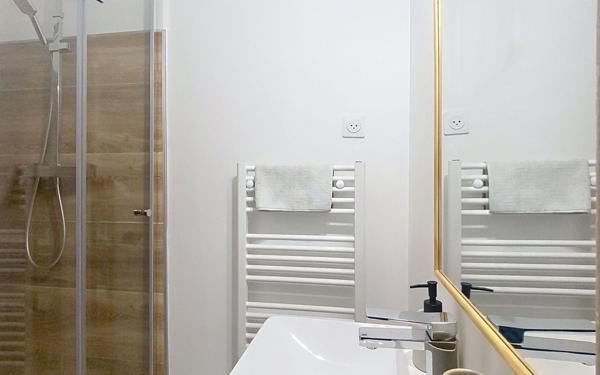 Appartement à vendre    3 pièces • 55 m2 Avignon