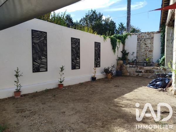 Maison à vendre 4 pièces 98 m² Chinon