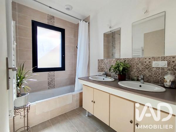 Maison à vendre 4 pièces 98 m² Chinon