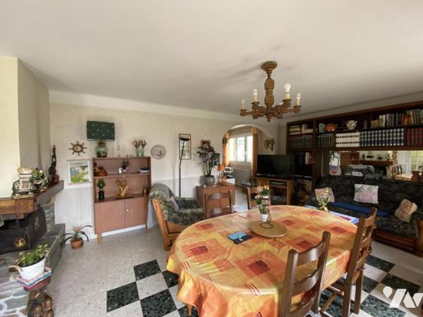 DOUVRES LA DELIVRANDE - DANS UN ENVIRONNEMENT VERDOYANT ET CALME