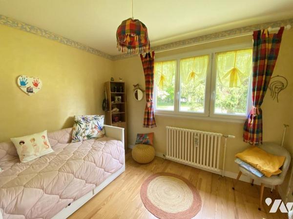 DOUVRES LA DELIVRANDE - DANS UN ENVIRONNEMENT VERDOYANT ET CALME