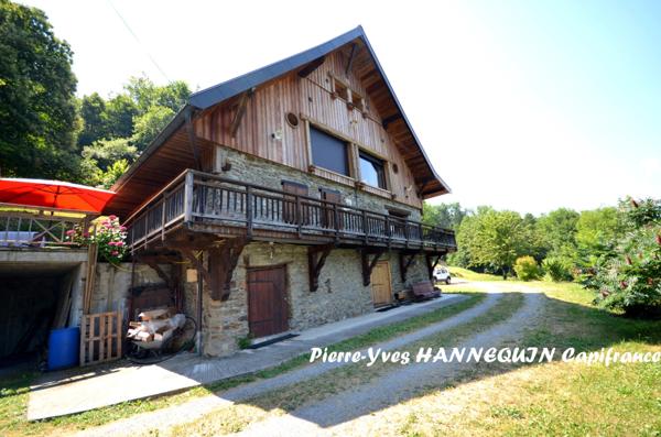 Chalet montagnard rénové avec vue imprenable – Ugine (Savoie)