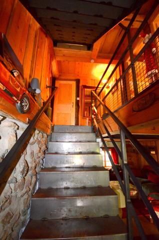 Chalet montagnard rénové avec vue imprenable – Ugine (Savoie)