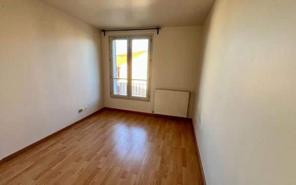 Maison à vendre    5 pièces •  Saint-Genis-Laval