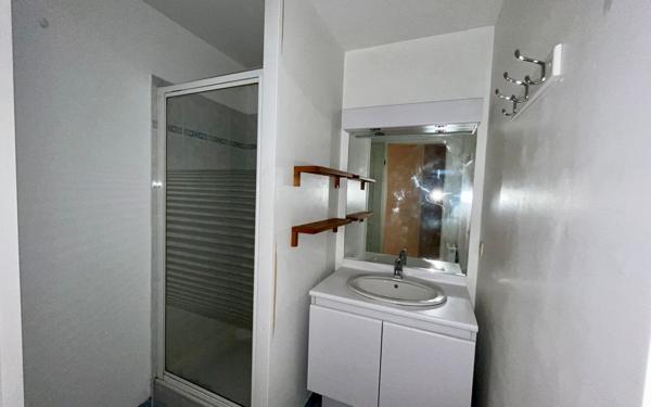 Maison à vendre    5 pièces •  Saint-Genis-Laval