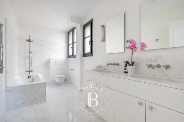Paris 7ème, Appartement 4 Chambres -  266 m² à vendre