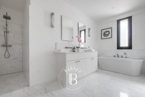 Paris 7ème, Appartement 4 Chambres -  266 m² à vendre