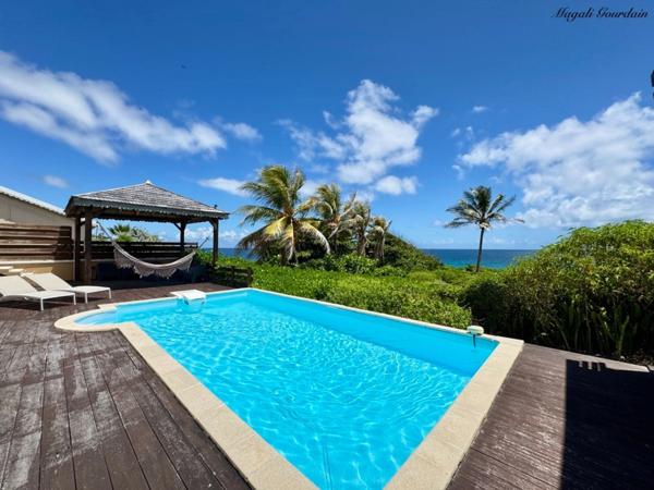 EXCLUSIVITE - VILLA D'EXCEPTION AVEC VUE MER PANORAMIQUE & ACCES PLAGE PRIVE - LE MOULE