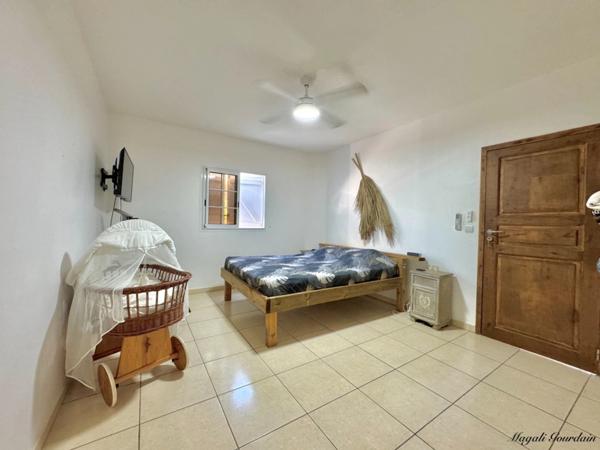 EXCLUSIVITE - VILLA D'EXCEPTION AVEC VUE MER PANORAMIQUE & ACCES PLAGE PRIVE - LE MOULE