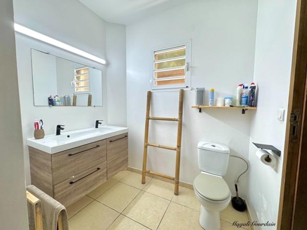 EXCLUSIVITE - VILLA D'EXCEPTION AVEC VUE MER PANORAMIQUE & ACCES PLAGE PRIVE - LE MOULE