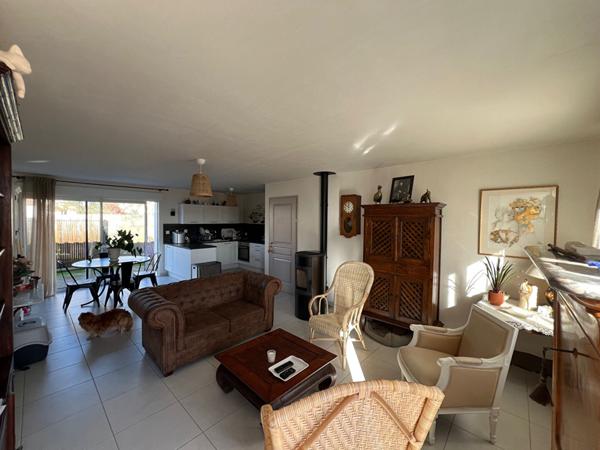 Maison Longeville Sur Mer 4 pièce(s)