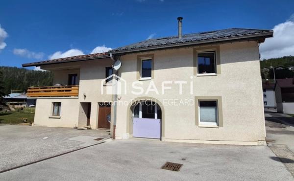 Maison de village triplex