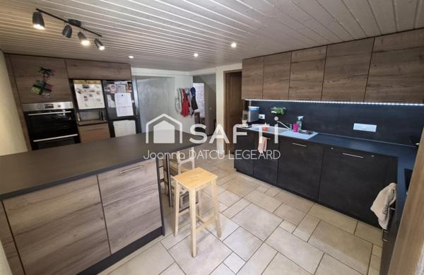 Maison de village triplex