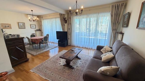 Appartement 5 pièces 105.06 m2