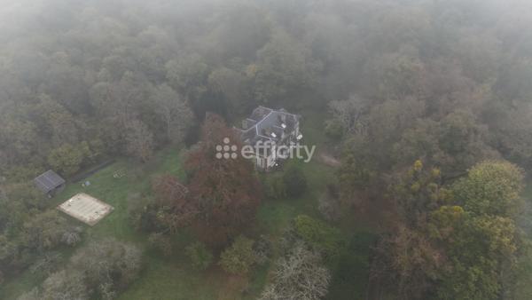 Maison 11 pièces - 338 m²