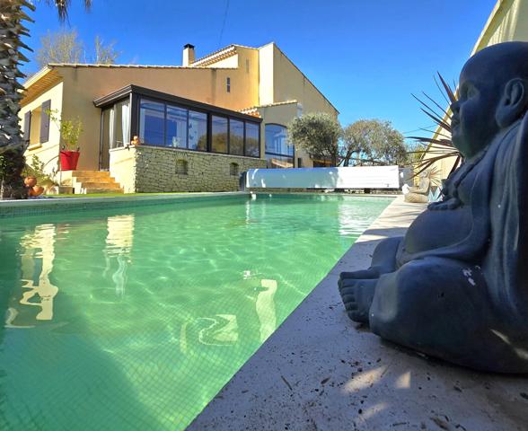 L'Isle-sur-la-Sorgue (84800) Villa 185m²- maison principale et appartement indépendant - Piscine - Terrain 728m²